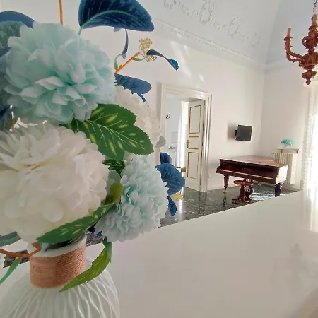 Dimora Della Marchesa - Al Duomo Апартаменты Манфредония