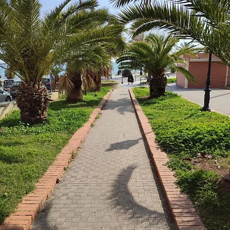 Dimora Della Marchesa - Al Duomo * Манфредония