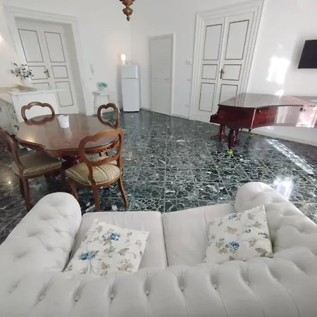 Апартаменты Dimora Della Marchesa - Al Duomo Манфредония