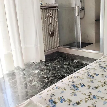 Dimora Della Marchesa - Al Duomo Апартаменты